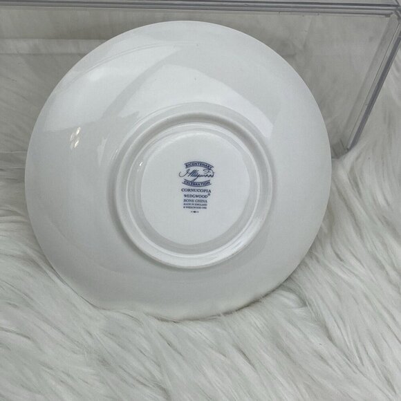 Wedgwood Cornucopia Cup and Saucer Set Bone China 1995 From England - Picture 10 of 16